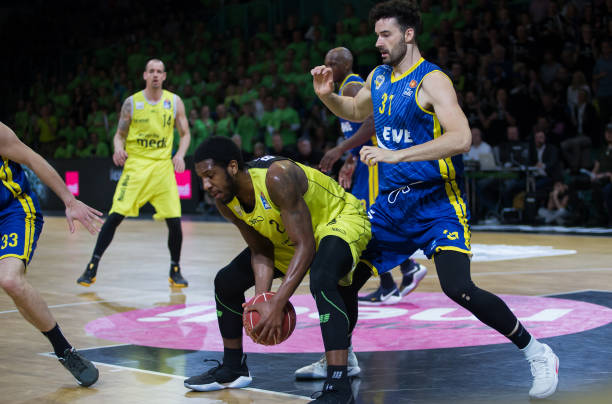 线球员为例 线球员为例