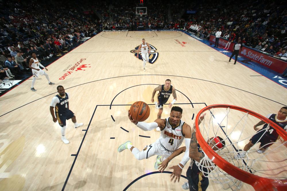 而易见地受 而易见地受